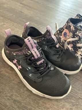 Under Armour Kids Black Sneakers with Pink Accents